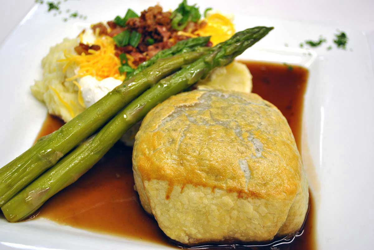 Timber Lodge Medina Steak, Seafood and More!